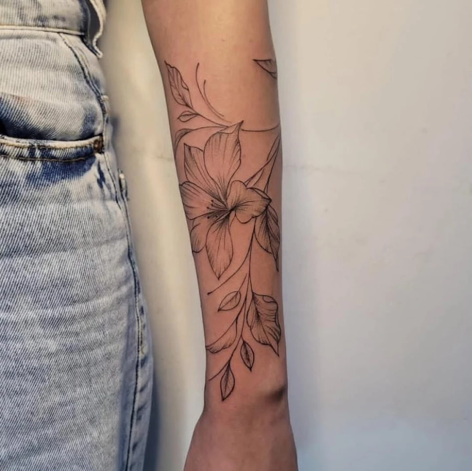 Foto 9:  — Tati Laukaz Especialista em Tatuagens Femininas desde 2009
